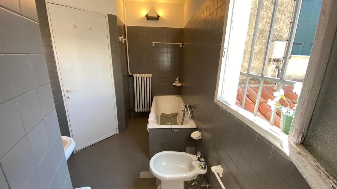 Ca' Romantica - Big Appartment At Accademia Венеция Екстериор снимка