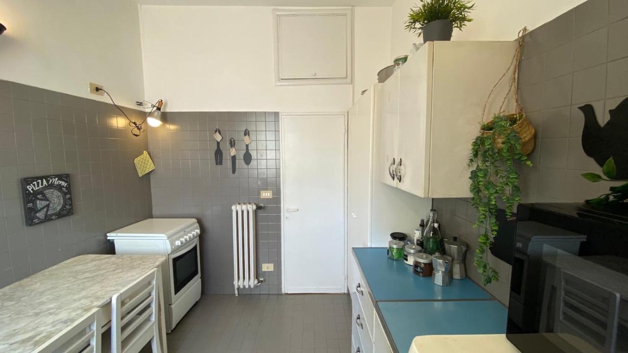 Ca' Romantica - Big Appartment At Accademia Венеция Екстериор снимка