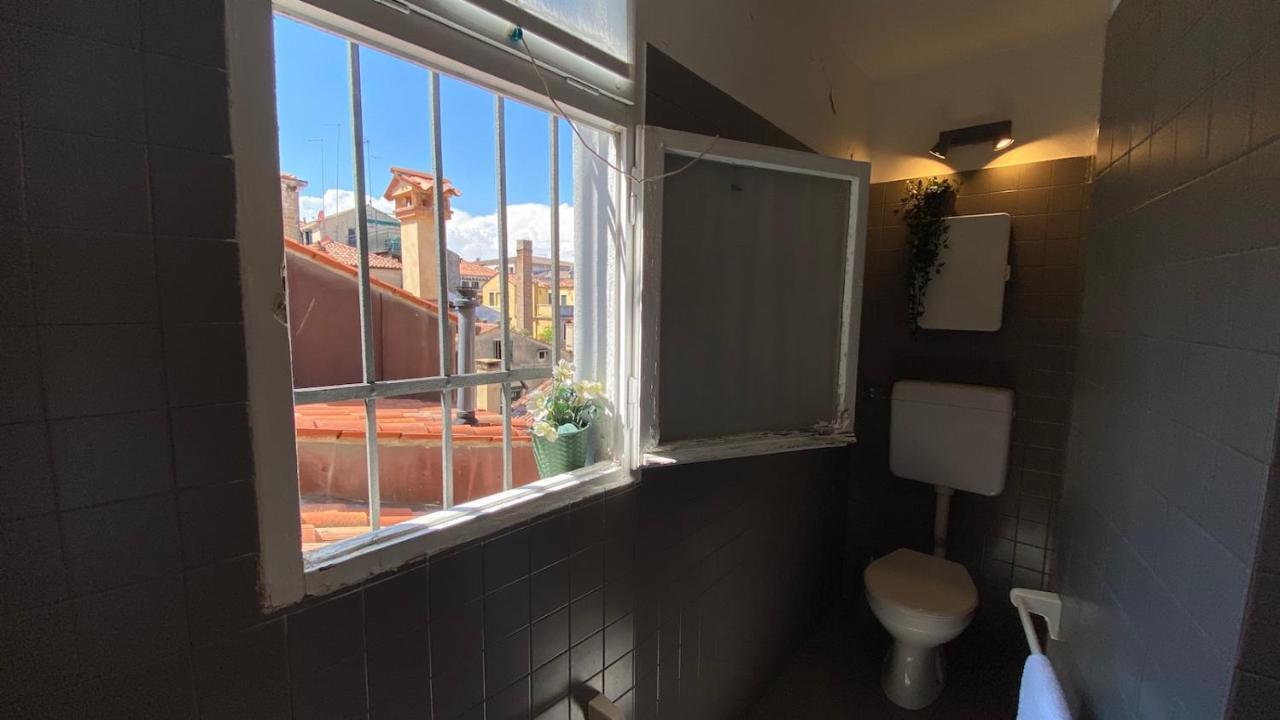Ca' Romantica - Big Appartment At Accademia Венеция Екстериор снимка